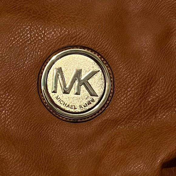 MICHAEL KORS LEATHER STUDDED TOTE - Picture 4 of 11